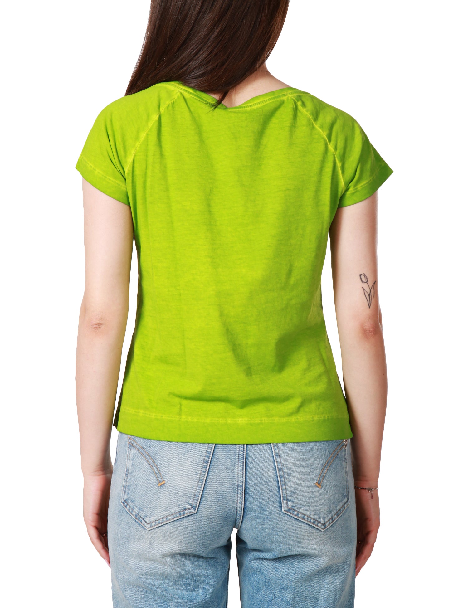 T-SHIRT DONNA AROVESCIO VERDE IN COTONE NATURALE CON SCOLLO A BARCHETTA E CUCITURE A EFFETTO SCOLORITO