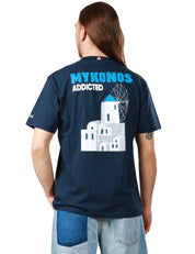 T-SHIRT UOMO MC 2 SAINT BARTH GIROCOLLO CON STAMPA DAVANTI E DIETRO "MIKONOS ADDICTED" E LOGO RICAMATO SULLA MANICA